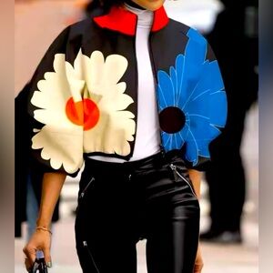 BOLD PRINT CROPPED JACKET - NWOT